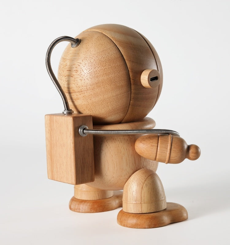 Several People Design Astronaut Solid Wood Electronic Alarm Clock